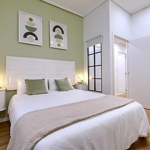 Roomscapital